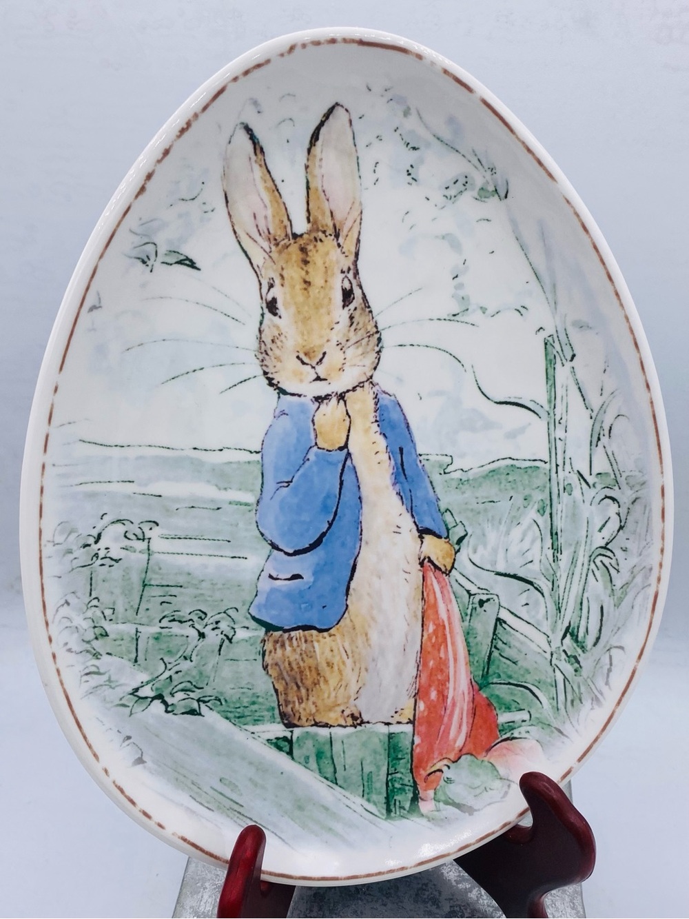 Pottery Barn Kids Beatrice Potter Petter Rabbit Egg Shaped Melamine Plates (4)